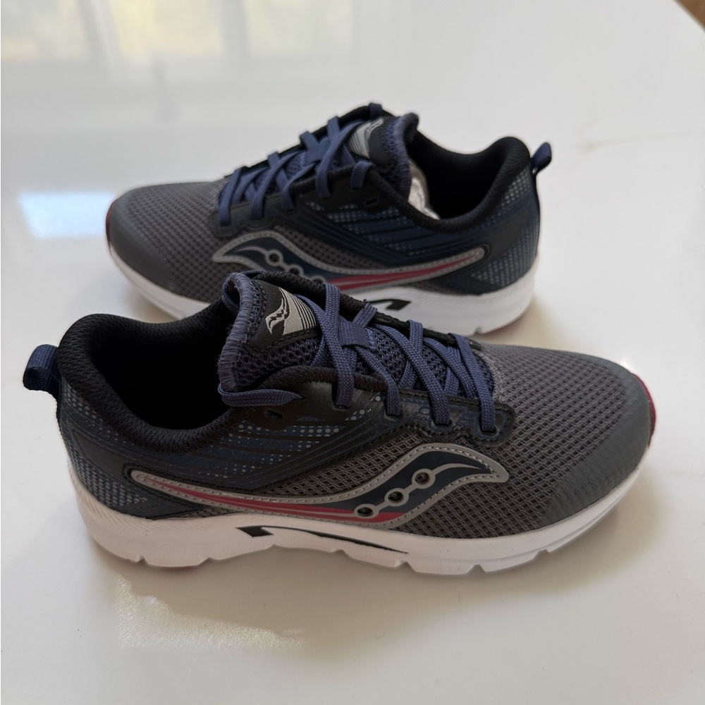 Saucony Axon Kids Sneakers, 2.5W